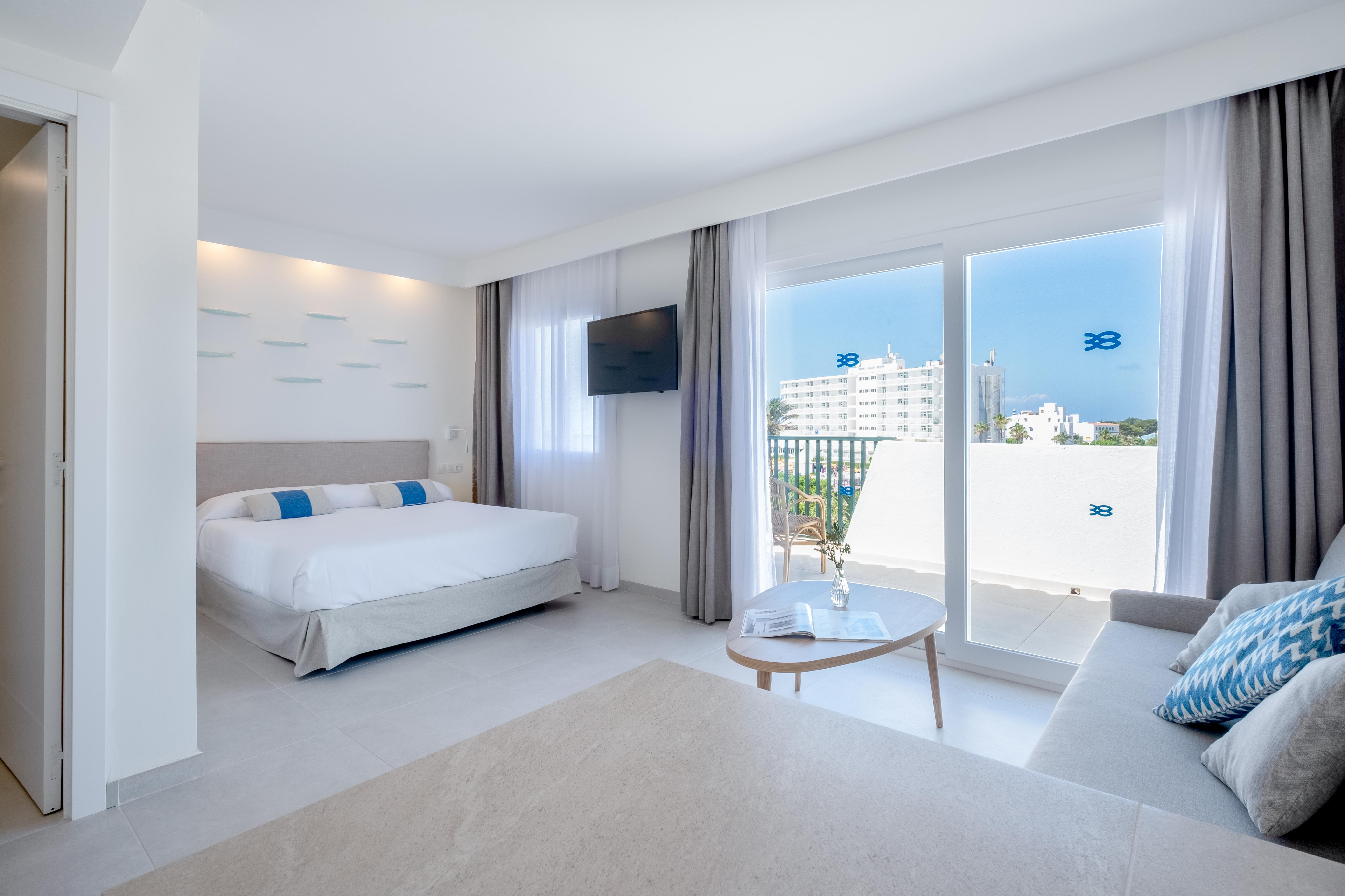 Fergus Style Carema Beach Cala en Bosch Εξωτερικό φωτογραφία