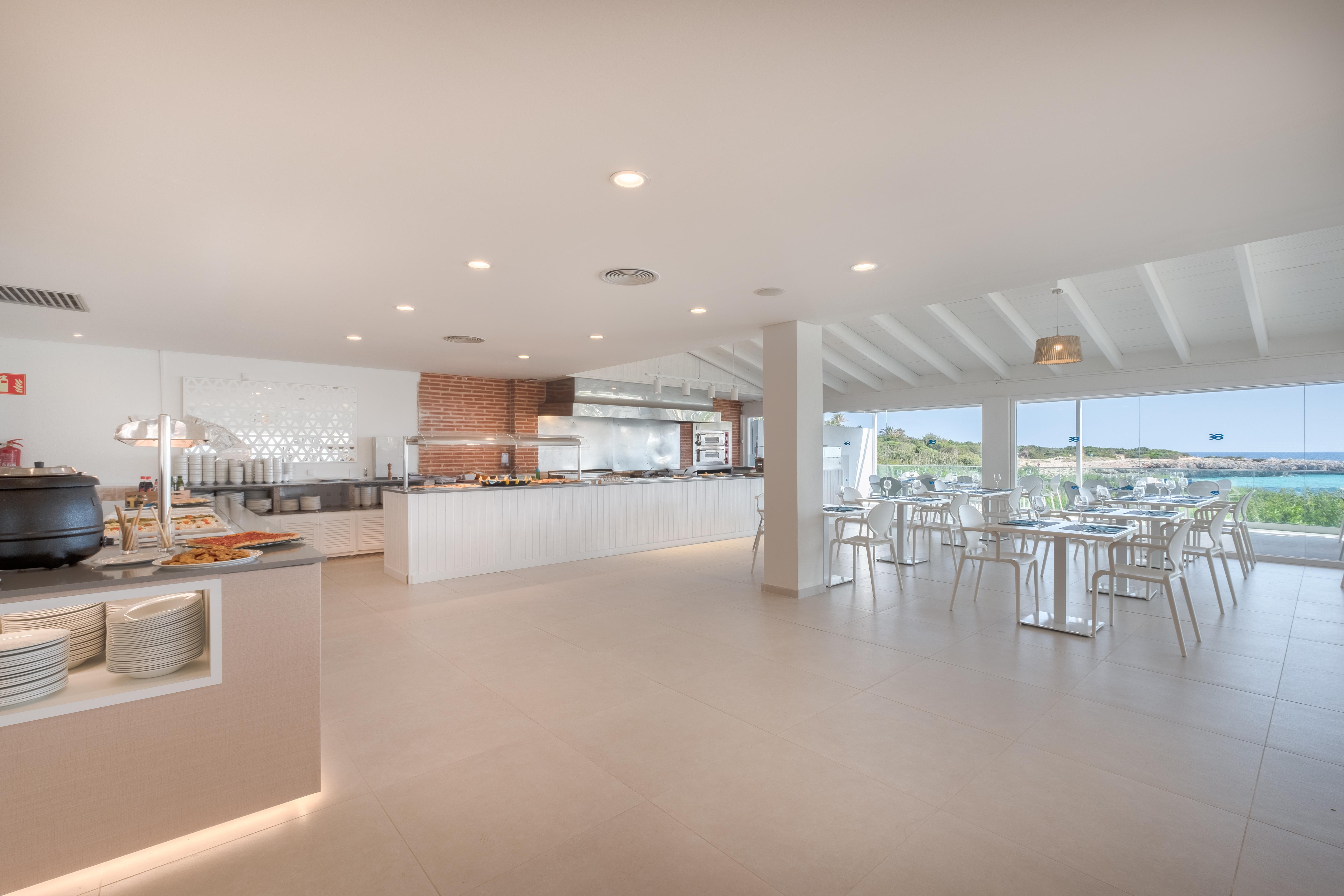 Fergus Style Carema Beach Cala en Bosch Εξωτερικό φωτογραφία