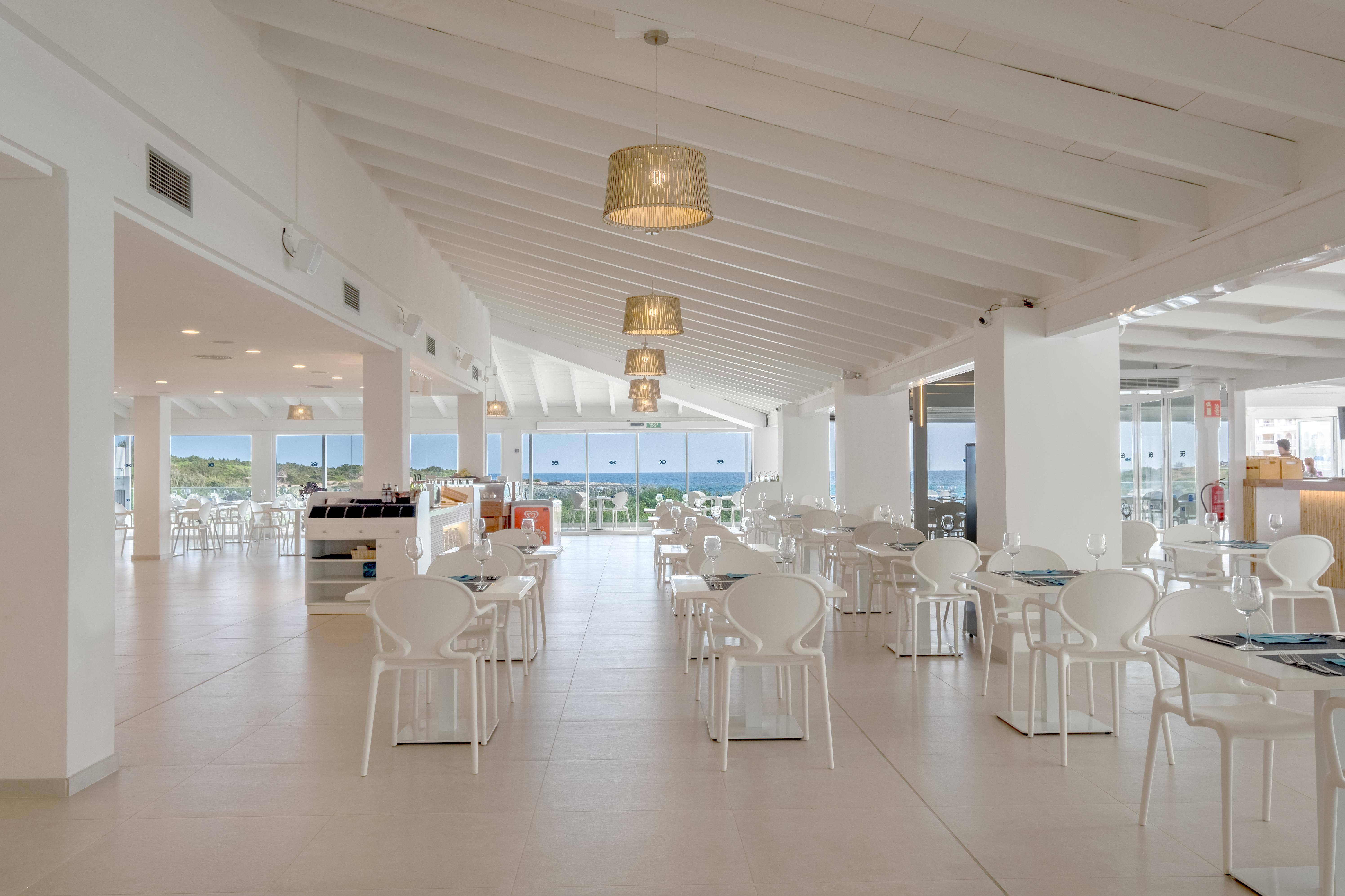 Fergus Style Carema Beach Cala en Bosch Εξωτερικό φωτογραφία